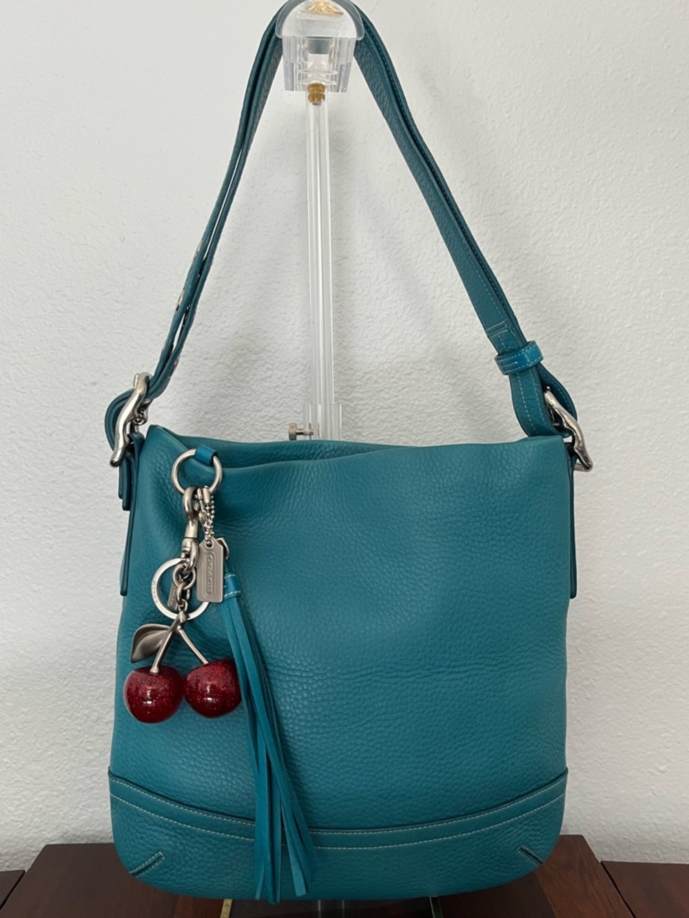 Coach Legacy Slim Shoulder Crossbody Bag in Teal Pebbled Leather 1427 like new